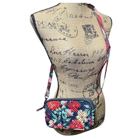 LUG Quilted RFID Convertible Crossbody Coupe 2 NWOT Travel Vacation Floral Print - Picture 1 of 15
